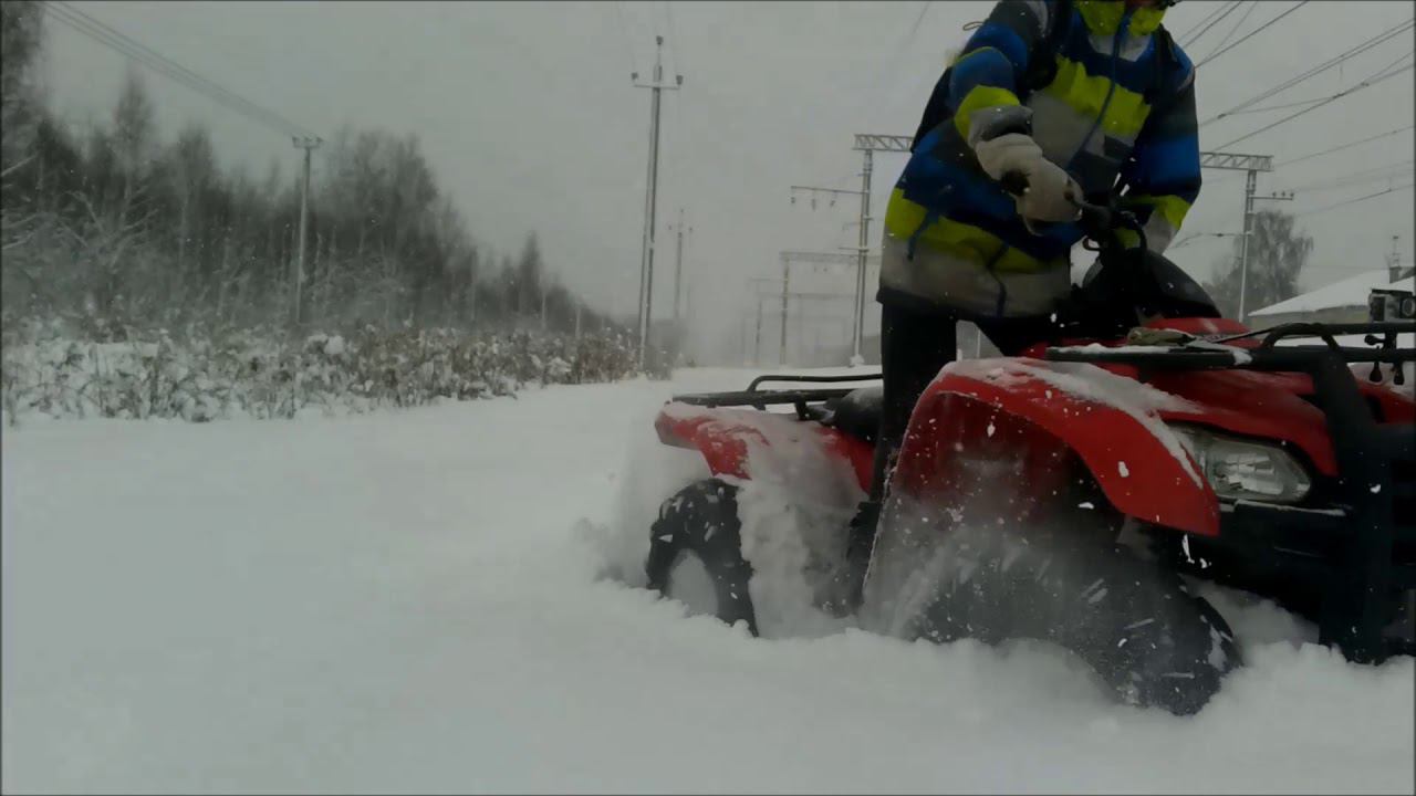 Honda TRX 420 in deep snow! смотреть онлайн
