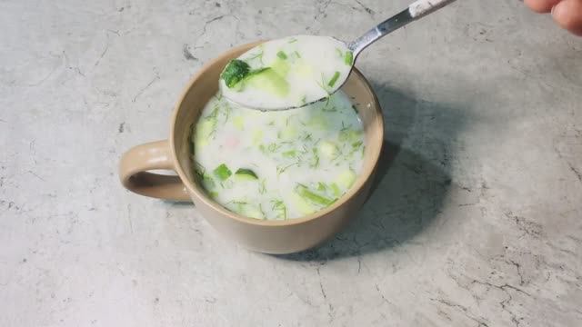 Окрошка на молоке - альтернатива окрошке на кефире и квасе