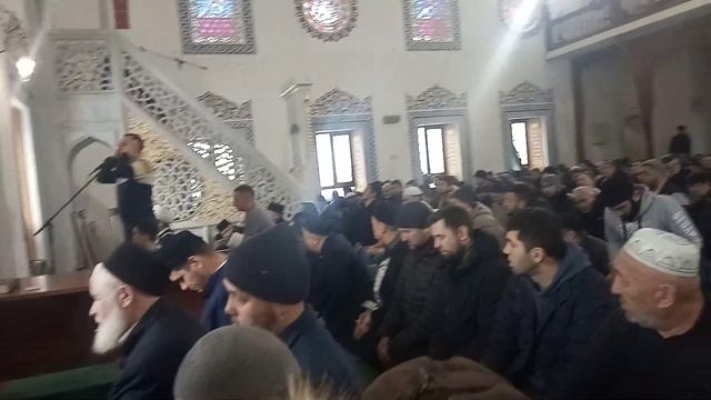 Азан в мечети 'Бакыр" в Верхней Пышмы 22 декабря 2023 года смотреть онлайн