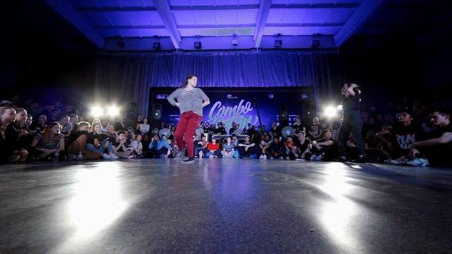 DashaDee vs Marta B-GIRL 1X1 1/4 COMBOnation 9 смотреть онлайн