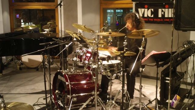 Макс Клоц в «Мире музыки», мастер-класс 13.12.2015, ч. 3 смотреть онлайн