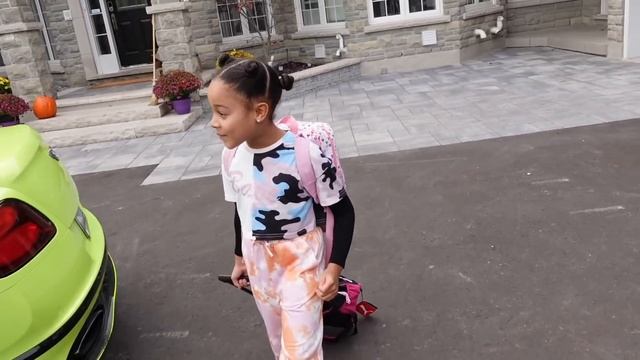 Cali Moves Out Prank on Dad | Cali's Playhouse смотреть онлайн