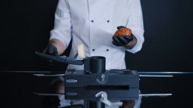 Кебаб-машина. Формует кебаб на шампур #кебаб #lavna смотреть онлайн