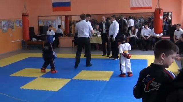 Базилин Михаил 1.2 ПОИНТ 04.04.15 турнир «Золотой ринг» по кикбоксингу, Симферополь (ГРЭС) WAKO