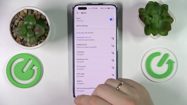 How To Share The WiFi Network Password On HONOR Magic4 Pro