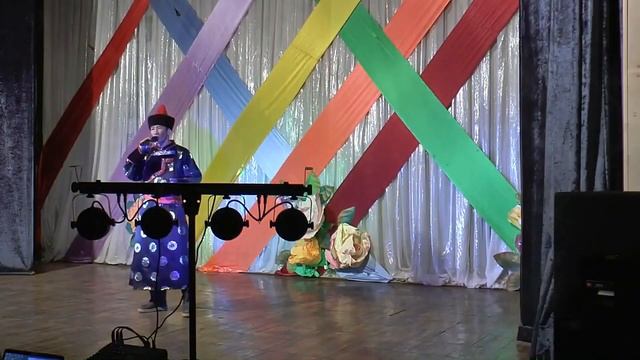 Саран хүхын аялгаар-исп. Эдуард Ичигеев смотреть онлайн