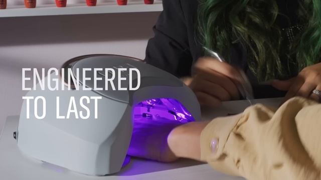 Introducing OPI STAR LIGHT Gel Lamp смотреть онлайн