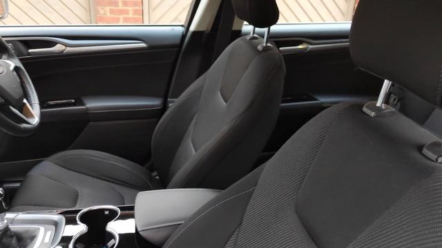 2015 Ford Mondeo Titanium Hatchback 1.6 Manual Diesel смотреть онлайн