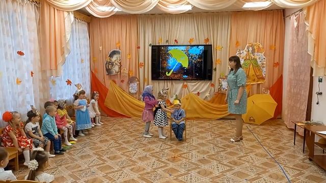 Праздник осени в разновозрастной группе "Солнечные зайчики" смотреть онлайн