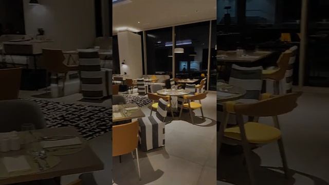 Обзор отеля IBIS STYLES DUBAI AIRPORT 3* смотреть онлайн