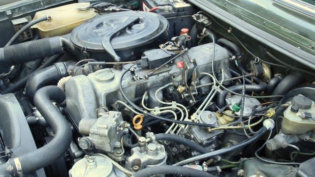 Listen to a Healthy 1983 300D Turbo Start Up and Run смотреть онлайн