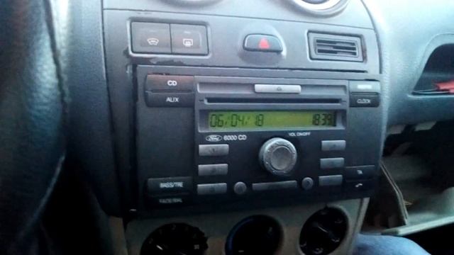 طريقة فك راديو فورد و معرفة شفرة كود المسجل How To Remove Ford radio 6000CD V Series And Find Code смотреть онлайн