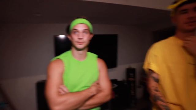 We Played AMONG US In REAL LIFE!! (w/ FRIENDS) смотреть онлайн