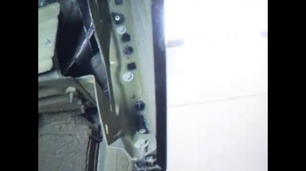 Снятие переднего бампера Ситроен SpaceTourer