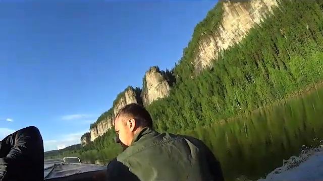 Вид с Вишеры на скалы Ветлан смотреть онлайн