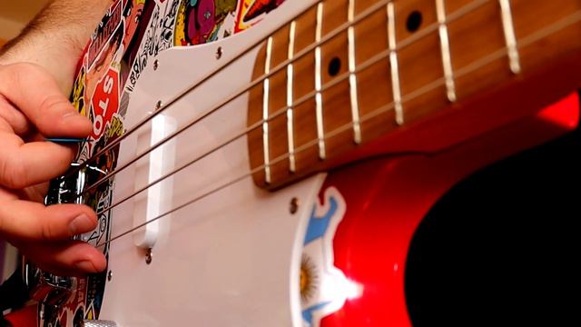 The Police - Roxanne #BassCover# (ON Squier Bronco) смотреть онлайн