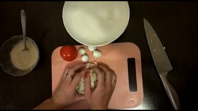 Салат Цезарь с курицей. Правильное приготовление. смотреть онлайн