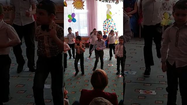 8 марта 🌷 🌷 🌷 Утренник в садике смотреть онлайн