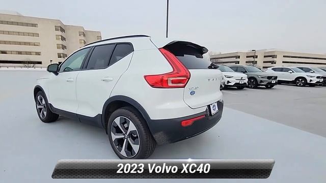 New 2023 Volvo XC40 Plus Dark Theme, Summit, NJ 230636 смотреть онлайн
