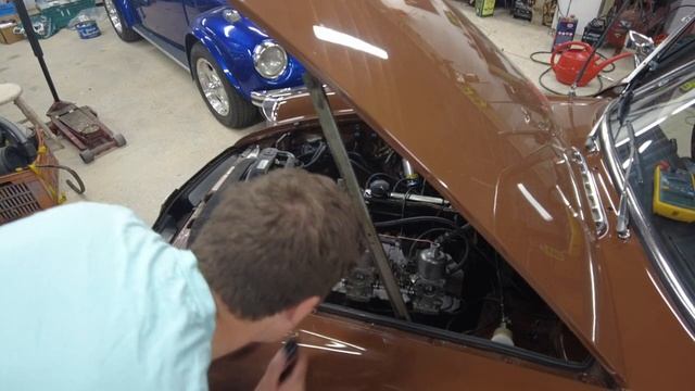 MGB tune up - Timing and carbs смотреть онлайн