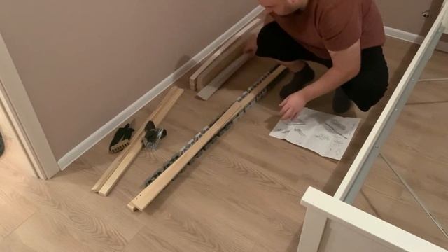 HEMNES IKEA - сборка кровати из IKEA смотреть онлайн