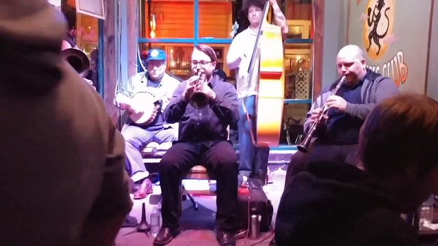 "Mahogany Hall Stomp" - Ben Polcer with The Shotgun Jazz Band смотреть онлайн