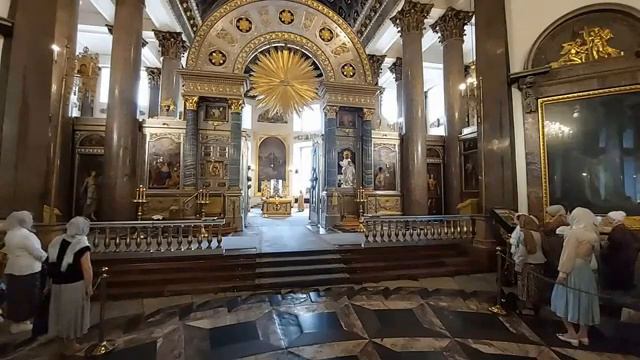 Водопадный райский балет