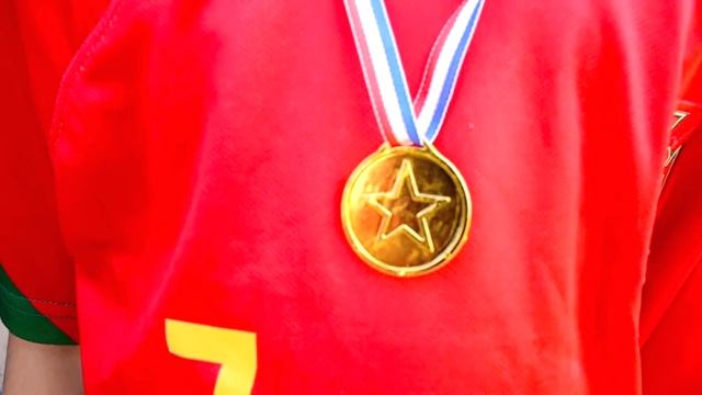 Jason plays fun football match with friends смотреть онлайн