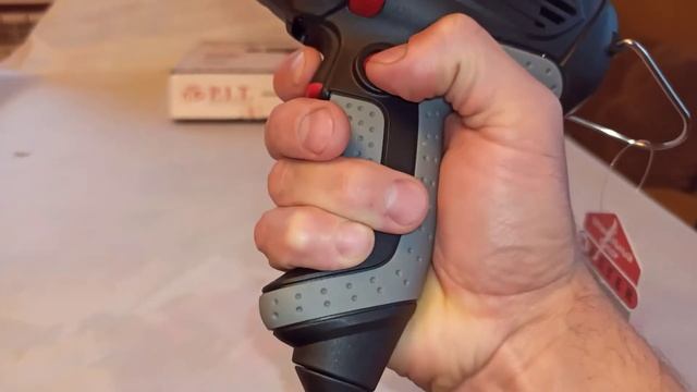 Дрель-шуруповерт электрическая PBM10-C1 400W смотреть онлайн