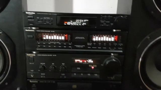 Videotest MIDI Technics: Amp SU-X911 / Tuner ST-X302L / CD Player SL-PJ28A / Equalizzatore SH-E66 смотреть онлайн