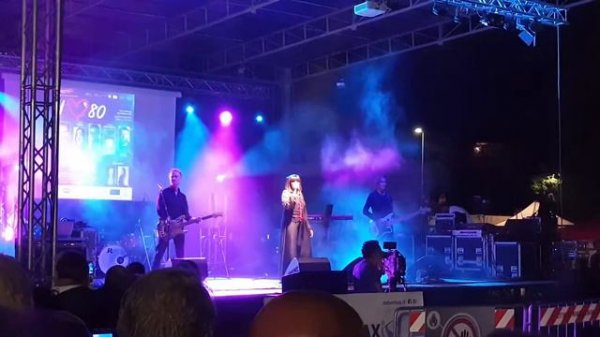 Stasera che sera "Silvia Mezzanotte " (Vocalist M.Bazar) Ferragosto 2019 Montesilvano