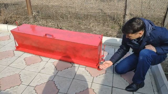 Автоматизированная универсальная бункерная кормушка для домашней птицы