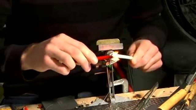 How to Make Glass Blown Ornaments for Christmas : How to Make a Candy Cane Glass Blown Christmas Or смотреть онлайн