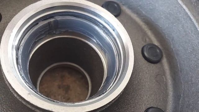 Episode 95 - Front Brake Pad, Caliper, Wheel Bearing and Rotor Replacement 1993 Ford F250 смотреть онлайн