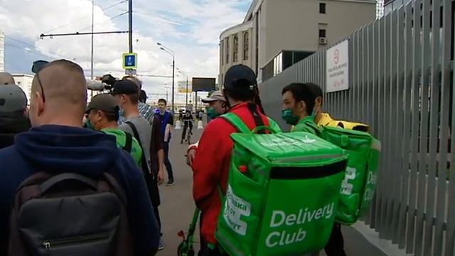 Забастовка курьеров Delivery Club