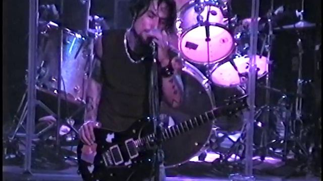 Dave Navarro - New Dawn Fades (Joy Division) Philadelphia,Pa 9.4.01 смотреть онлайн