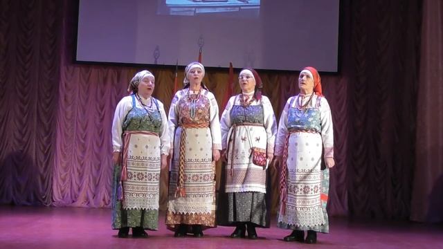 Песня "Река Вычегда" в исполнении фольклорного ансамбля "Сольвычегодские приплывухи" смотреть онлайн