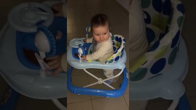 Когда в квартире мало места. Правда, я красавчик! Подпишитесь и поставьте лайк))) смотреть онлайн