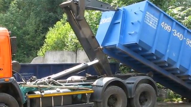 Вывоз мусора контейнером - погрузка контейнера смотреть онлайн
