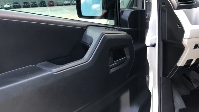 THE NEW 2023 TOYOTA HIACE COMMUTER DELUXE MT | PHILIPPINE EDITION смотреть онлайн