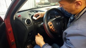 как снимается приборная панель ниссан кашкай