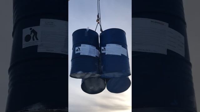 Цепной строп с захватами для бочек от "Строп-Арсенал" - подъём двух и четырёх бочек одновременно смотреть онлайн