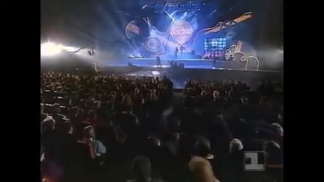 ПАРА БЕЛЫХ ГОЛУБЕЙ смотреть онлайн