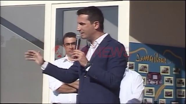 Kryebashkiaku Veliaj: Bursa për nxënësit që dalin me rezultate të shkëlqyera - Ora News смотреть онлайн