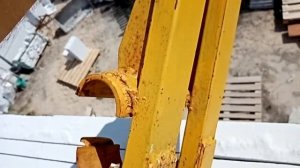 Самодельный подъемный кран  Конструкция подробно  Разборка и подъем на второй этаж