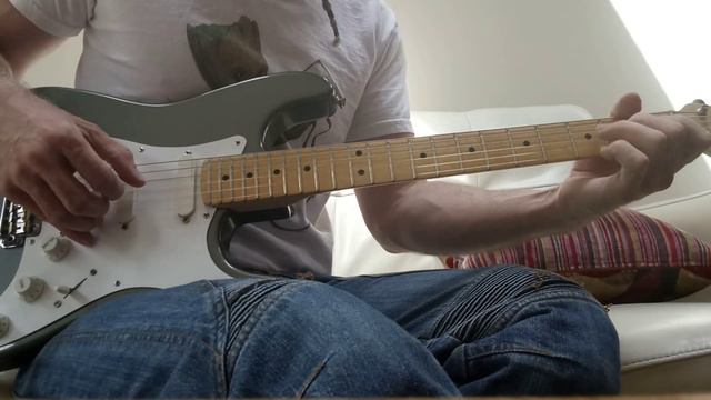 Fender Eric Clapton Stratocaster 1989 смотреть онлайн