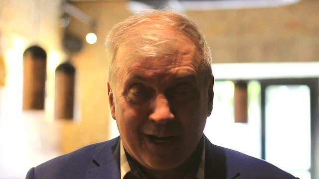 КАРЛ ГУСТАВ для церкви Свет Миру в Павлограде смотреть онлайн