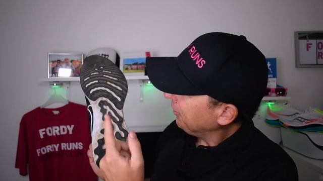 New Balance Fuelcell Prism Vs Nike Infinity React | Best Mild Stability Running Shoe смотреть онлайн