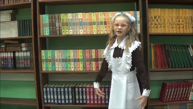 Лилия Охотницкая «Книги добру научили меня» смотреть онлайн