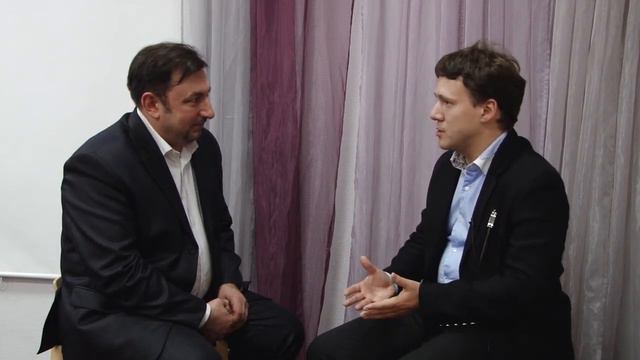 Три вопроса миллионеру - Антону Агафонову смотреть онлайн